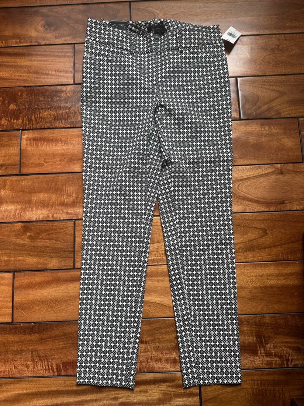 NWT The Limited Black & White Floral-Geometric Ankle Pants